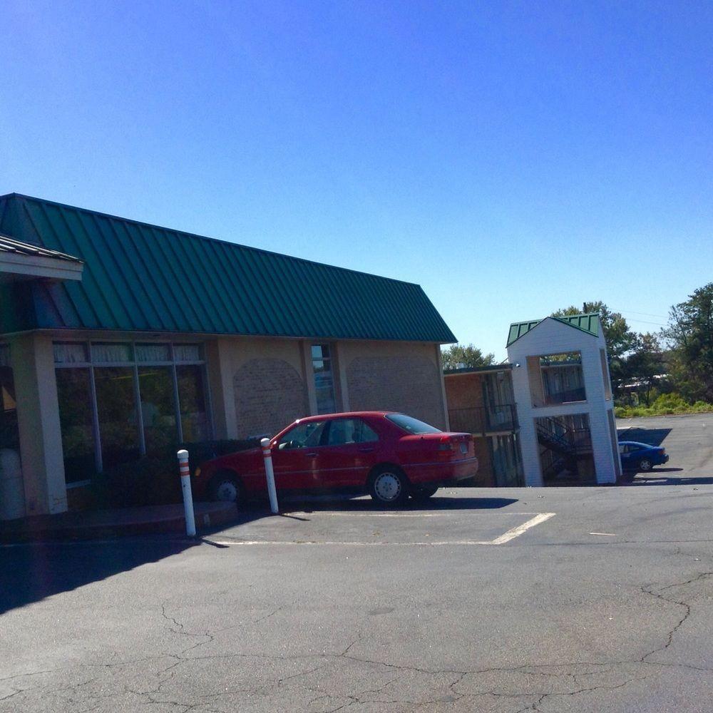 Quality Inn & Suites Cartersville Exterior photo